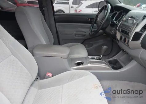 2010 Toyota Tacoma Prerunner V6 z USA, uszkodzony, nr VIN 3TMJU4GNXAM101322